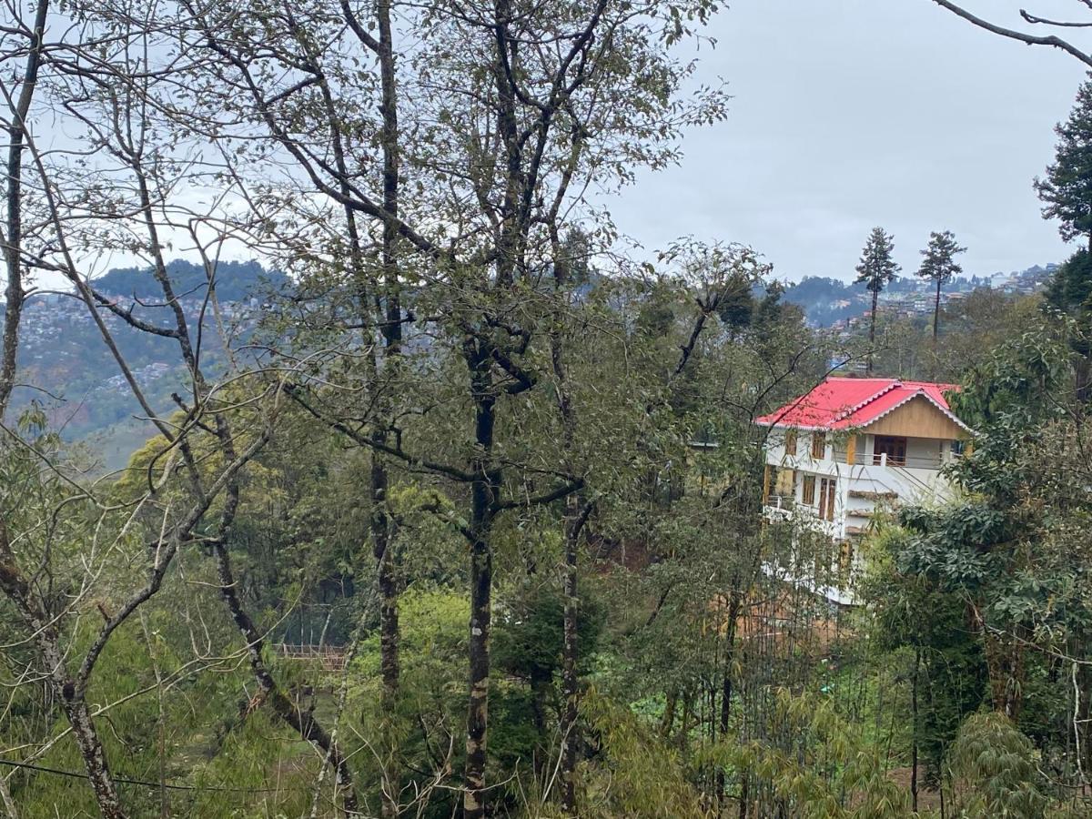 Bloomfield Farmhouse And Eco-Resort Дарджилинг Экстерьер фото